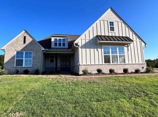 90 Drake Dr, Piperton, TN 38017