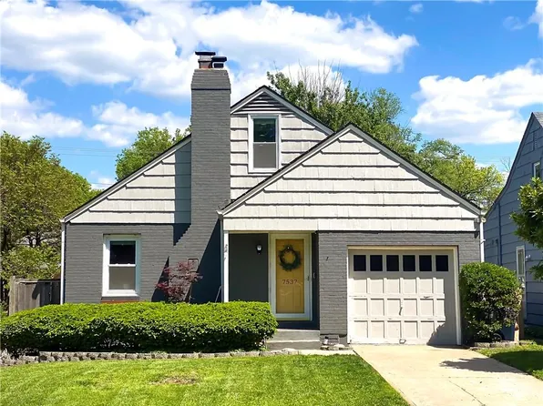 7537 Walnut St, Kansas City, MO 64114