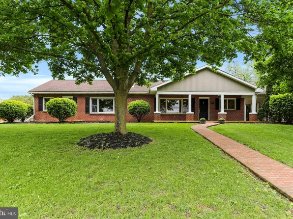 12703 Bradbury Ave, Smithsburg, MD 21783