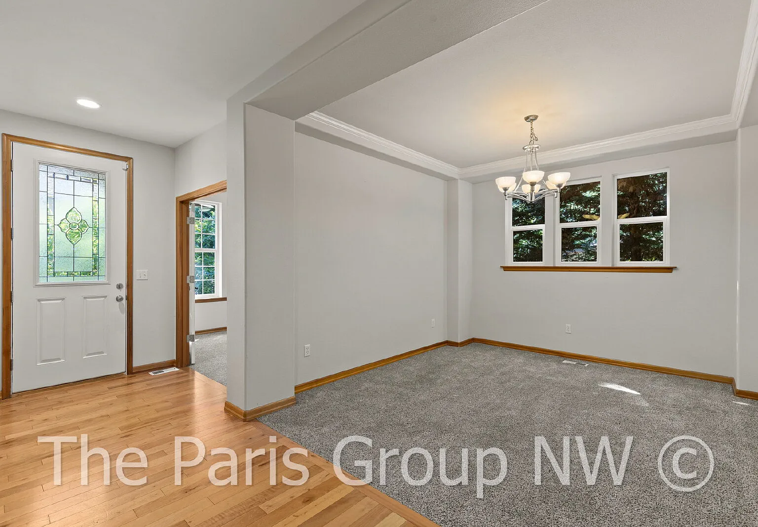 Beautiful Central Bothell Home. Great Floor Plan! Open Lvg Spaces, Office, Bonus Room + XL Bedroo... — Photo 3