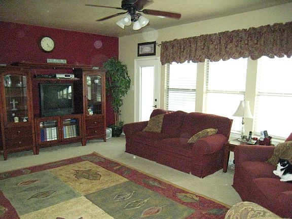 2nd image of 821 Kentucky Derby Ln