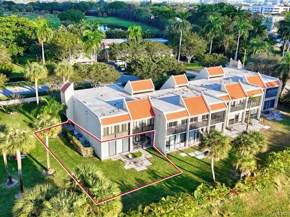 1701 Presidential Way APT A104, West Palm Beach, FL 33401