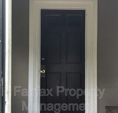 4th image of 506 E Club Blvd