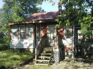 5626 Park Lane Ct, Saint Louis, MO 63136