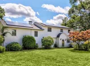 30 Kejaro Ct, Centereach, NY 11720