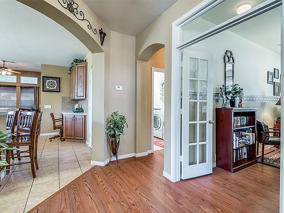 5th image of 7403 Wovenedge Ct