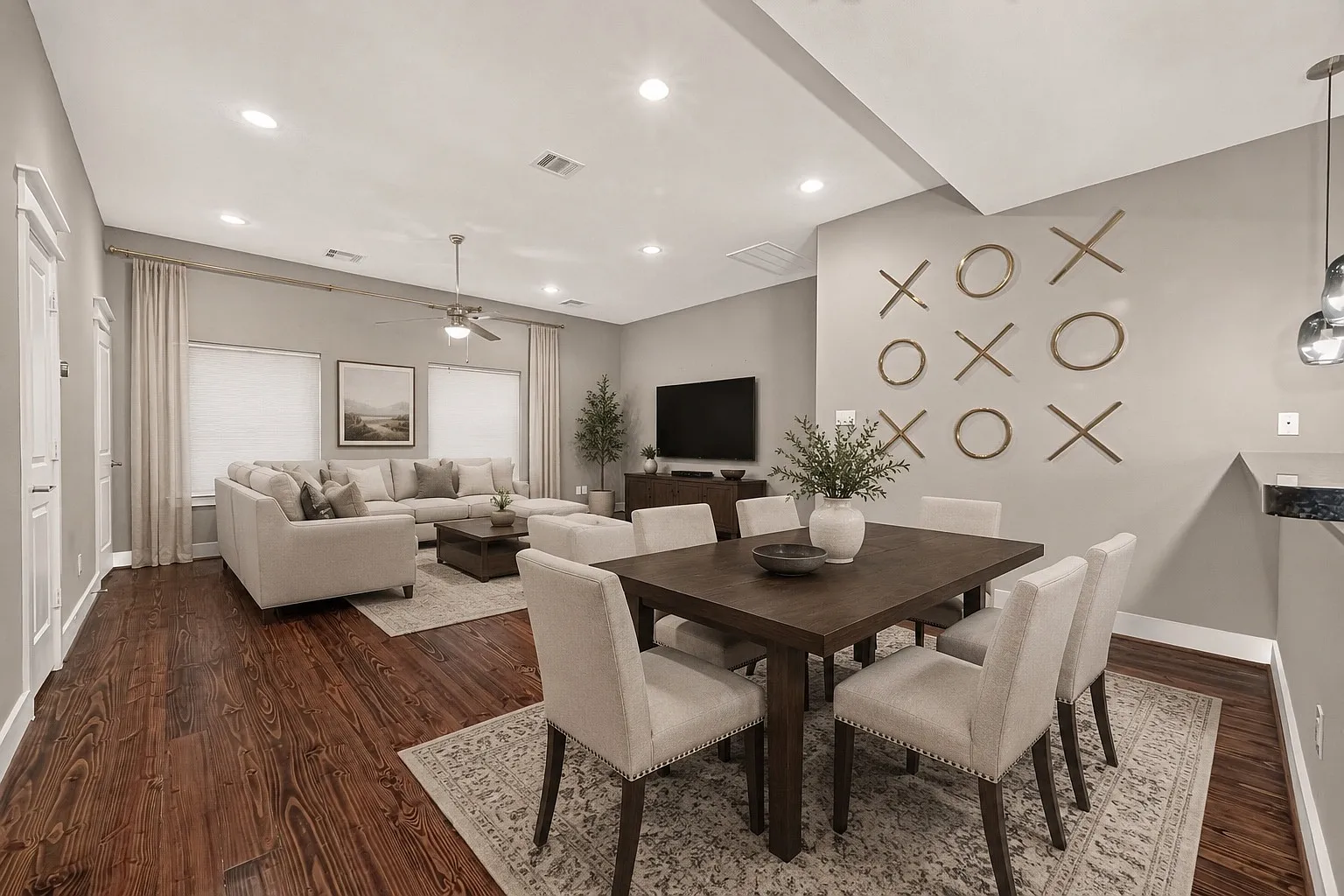 2 bed, 2.5 bath, 1912 sqft, $2,700 — Photo 1