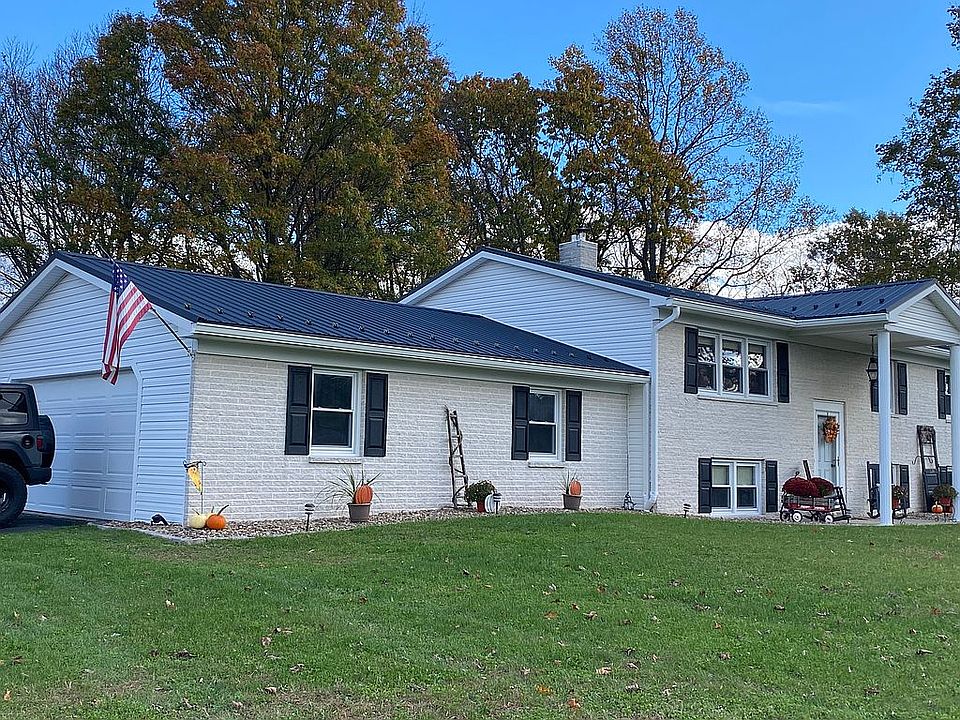 2nd image of 336 Sycamore Dr