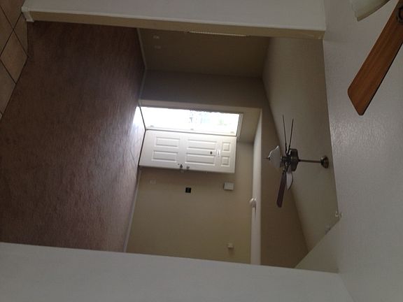 5th image of 7412 Hickory Hills Dr