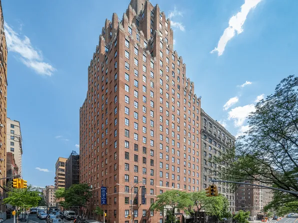 752 West End Avenue image 1 of 5