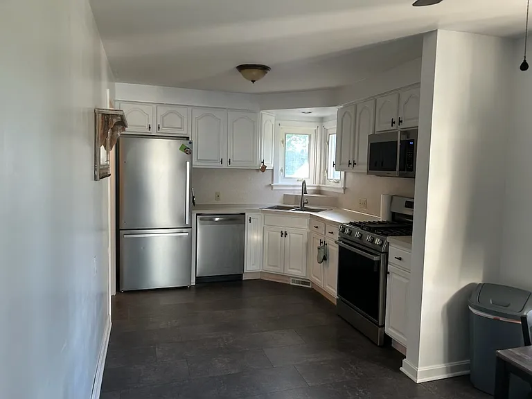 4318 Crestwood St NW — Photo 7