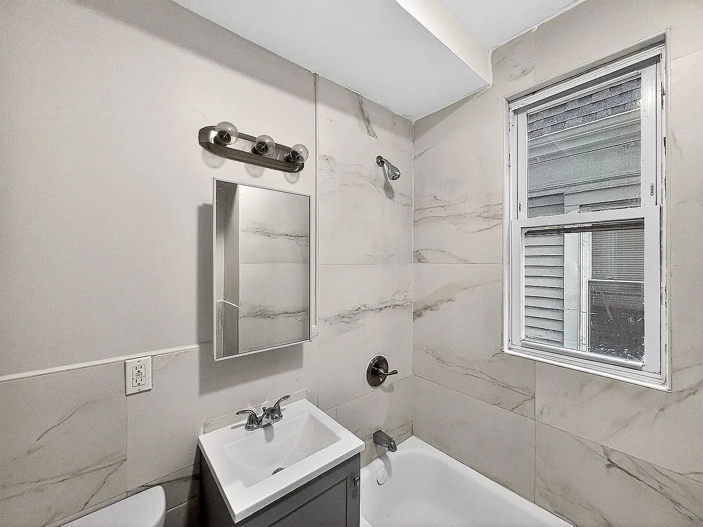 44 Clifford Nj Llc — Photo 3