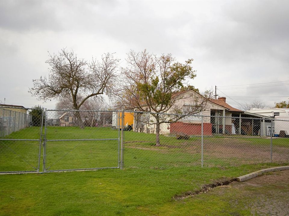 1st image of 6143 32nd St