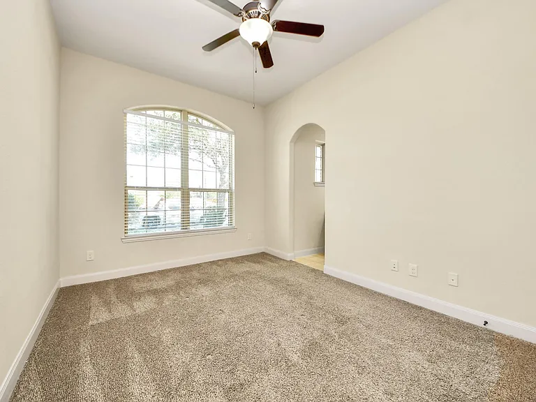 17307 Pentland Ct — Photo 22