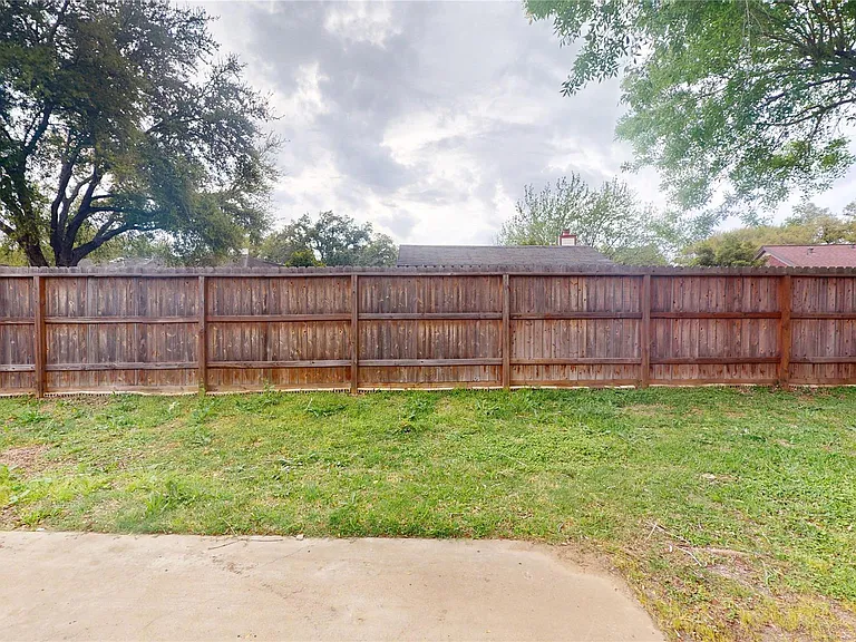 2331 Barrington Place Dr — Photo 45