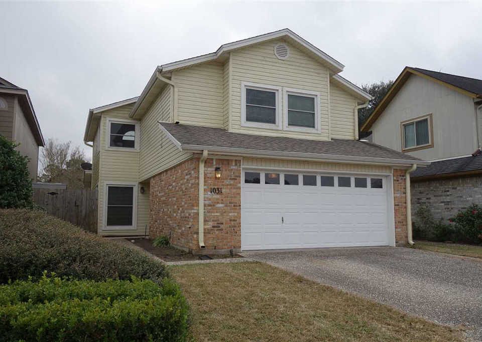 1st image of 1031 Green Meadow St