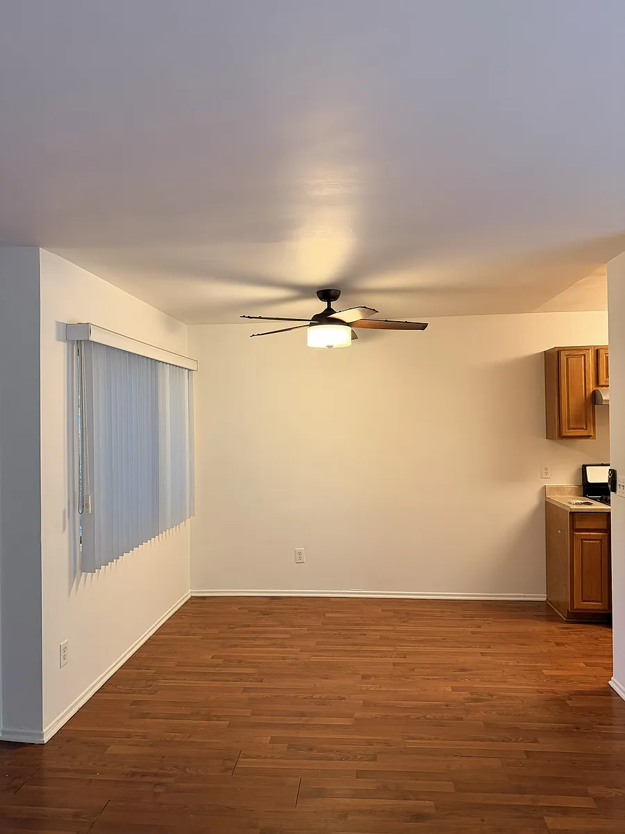 Building Photo - 14641 Magnolia Blvd #1