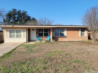 4611 Creekmoor Dr, San Antonio, TX 78220