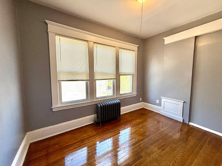 179 Bloomfield St — Photo 8