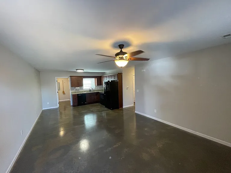 4429 Dillbrook Ln — Photo 4