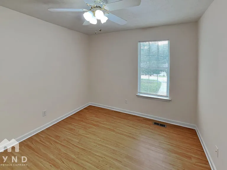3726 James Ed Rd — Photo 16