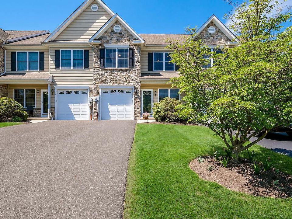 1st image of 23 Woodspring Cir