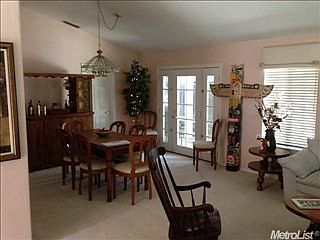 3rd image of 303 Silberhorn Dr