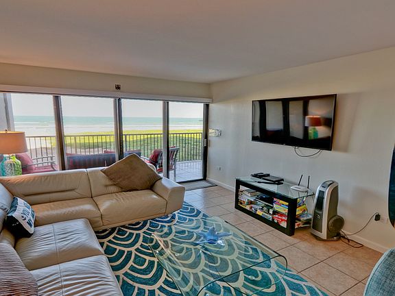 2nd image of 2800 Gulf Blvd