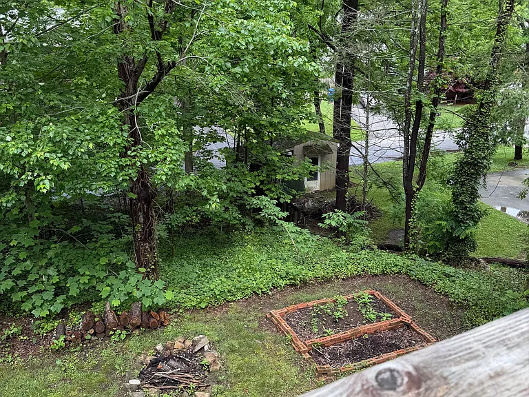 604 Wilson St — Photo 9