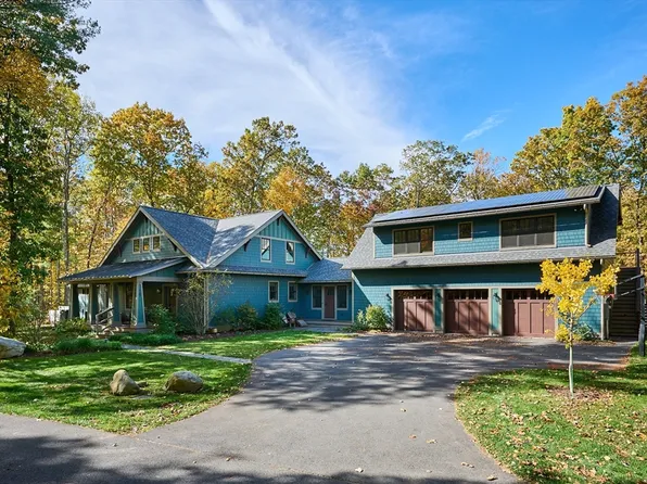 167 Emerson Way, Northampton, MA 01062