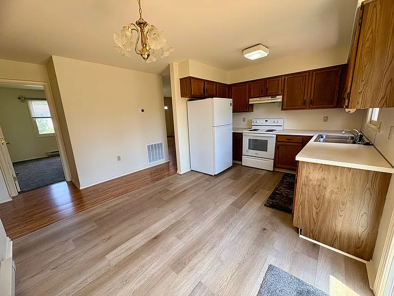 10 Mary Dr — Photo 10