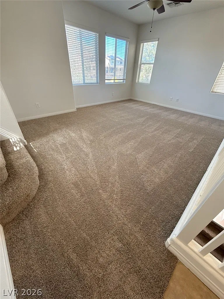 3 bed, 2.5 bath, 1977 sqft, $1,780 — Photo 4