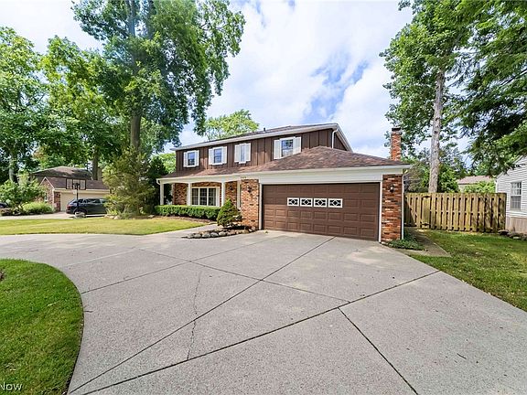 2nd image of 9474 Stoney Creek Ln