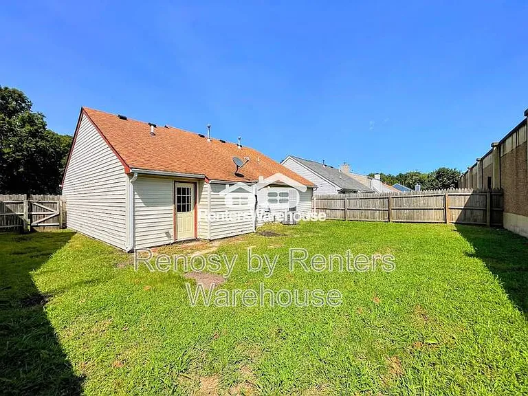 2549 Hunters Run Trl — Photo 36