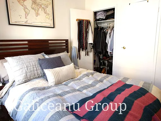 Rented by Lexington Real Estate Group | media 16