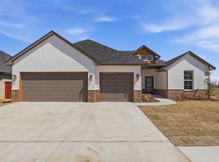 9308 Taggert Ln, Yukon, OK 73099