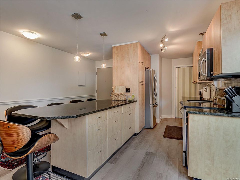 Windsor Park Place 2605 Windsor Rd Oak Bay BC Zillow