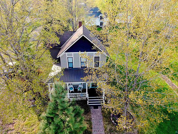 3rd image of 303 E 5th St