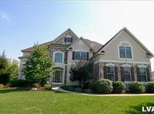 3160 Old Carriage Dr, Easton, PA 18045
