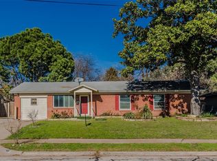 1421 Mosley Dr, Irving, TX 75060