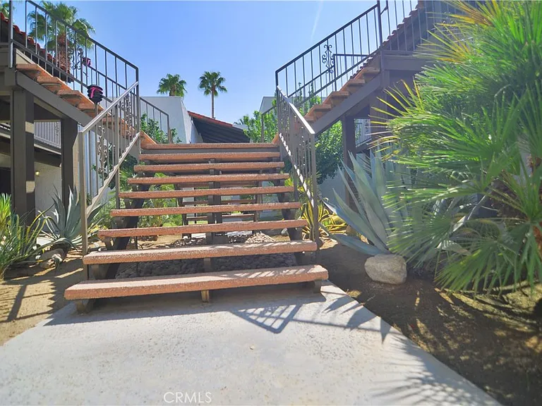 250 E San Jose Rd #63 — Photo 17