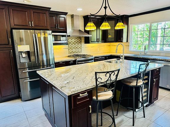 Kitchen 1