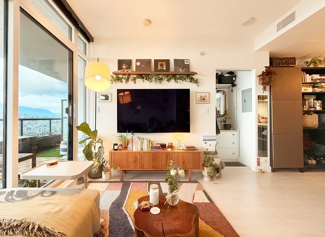 1 bed, 540 sqft, $2,700 — Photo 2
