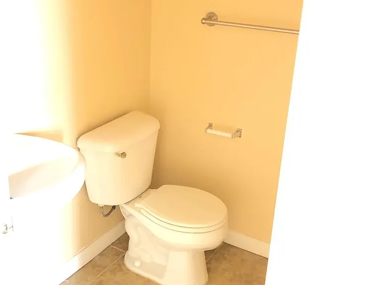 7280 Hyatt St #3 — Photo 5
