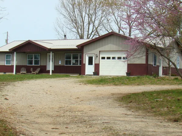 6107 State Route N, Pomona, MO 65789