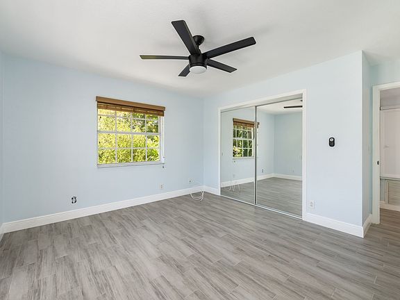5th image of 5207 N Flagler Dr APT 1