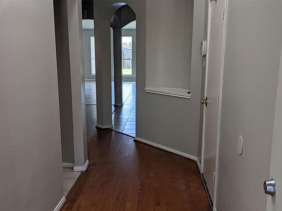 5th image of 7707 Las Flores Dr
