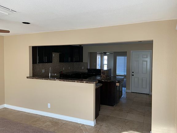 4th image of 2241 E Javelina Ave