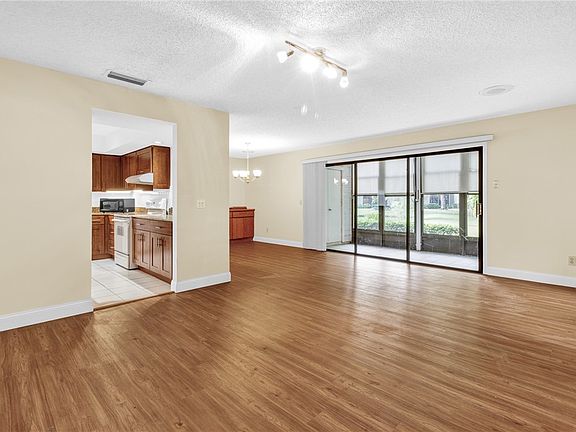2nd image of 2125 Pine Creek Blvd APT 104