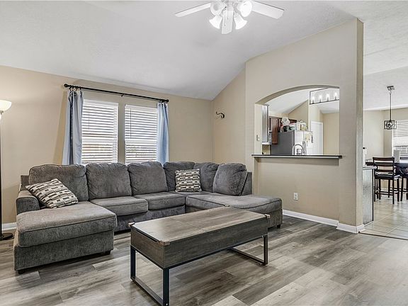 5th image of 906 Trellis Gate Ct